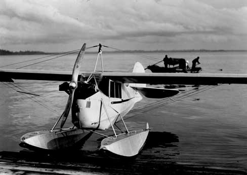 Aeronca C-3 on floats