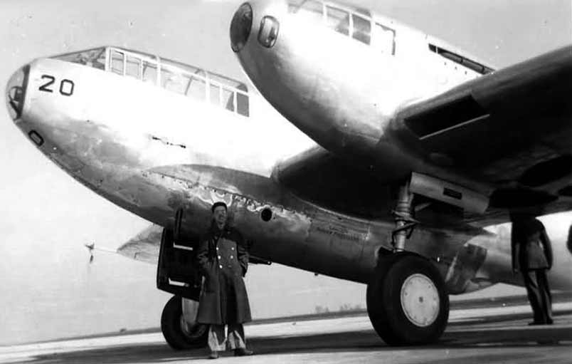 Bell Airacuda WWII escort fighter cardmodel Fiddlersgreen
