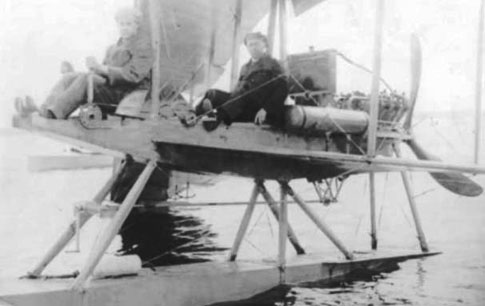 Burgess-Dunne-posing-in-harbor