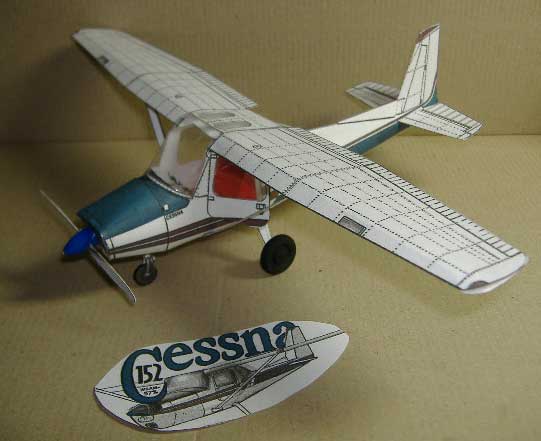 Cessna 152 Private Light Plane paper model