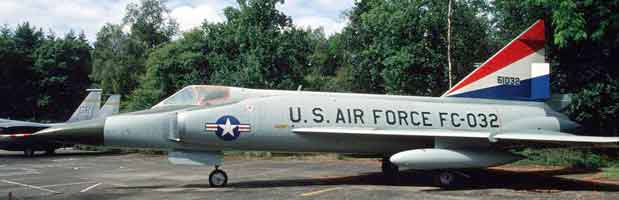 photo of a Convair F-102 Delta Dagger
