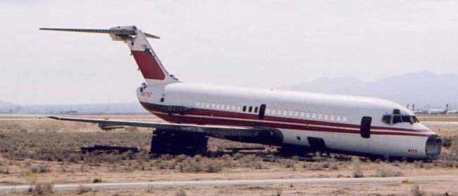 Douglas DC-9 Dead