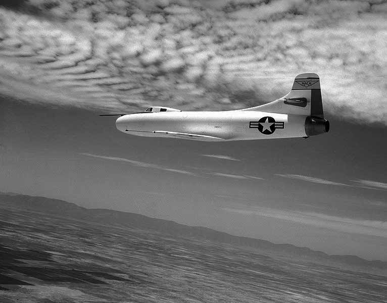 Douglas D558I Skystreak in flight