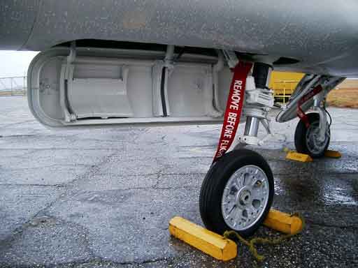 Douglas Skystreak nose landing gear