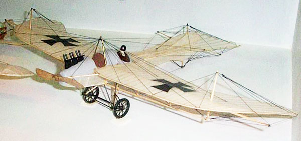 Etrich Taube Model