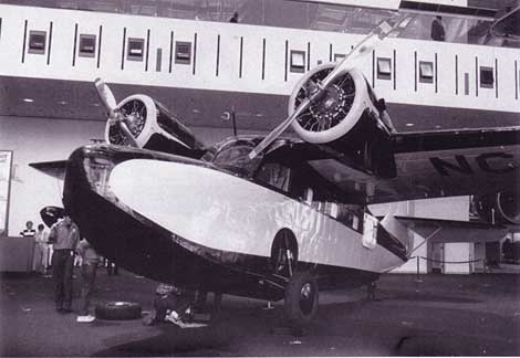 Grumman G-21 Goose parked