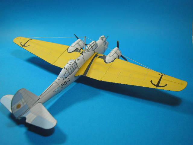 Martin B-10 Medium Bomber paper model