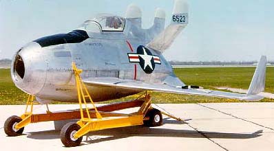 F-85 Goblin onstand