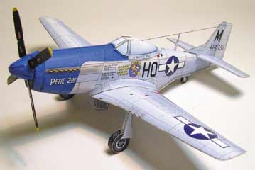 Model Pre-Built 1/72 Scale Wwii Bomber P-51D North American Aviation Naa P-51 Mustang Fighter Hobby Collectible Finished Plastic Model 
