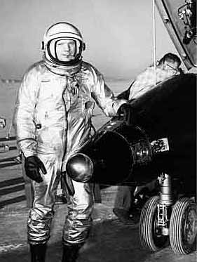Neil Armstrong-X-15 pilot