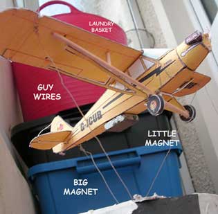 Piper Cub-Flying