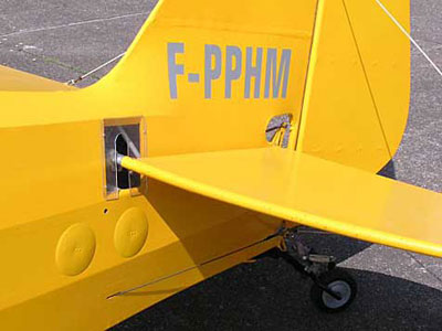 Piper Cub tail detail