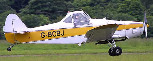 Piper PA-25 Pawnee landing