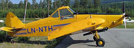 Piper PA-25 Pawnee yellow