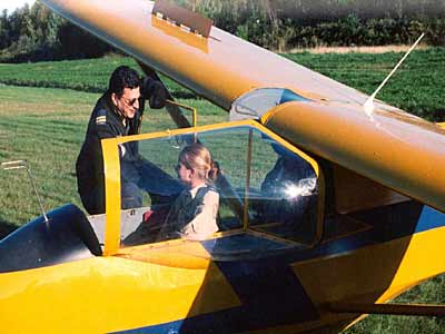 Schweizer 2-22-student