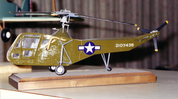 Sikorsky R-4 Side