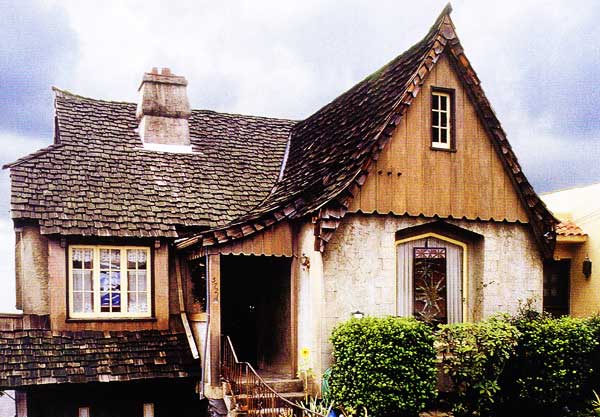 Fantasy House Oakland