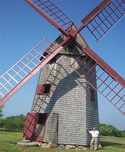 Nantucket old mill windmill dwarfs man downloadable cardmodel fiddlersgreen fiddlersgreen.net