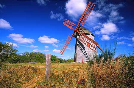 Nantucket Islands one & only Windmill old mill Fiddlersgreen.net