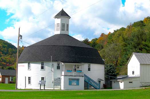 Round Barn in Mannington WV