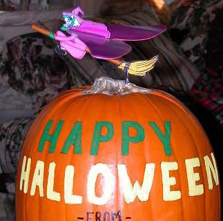 Gary Dare's pumpkin paper witch accessory