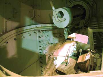 Inside the Renault WWI Light Tank- Turret