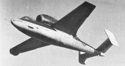 Heinkel-162 in flight