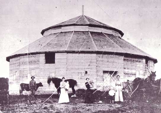 Polygonal Barn in Edmonton Alberta 1897